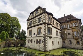 Heerse moated castle, Neuenheerse, Bad Driburg, Teutoburg Forest nature park Park, North
