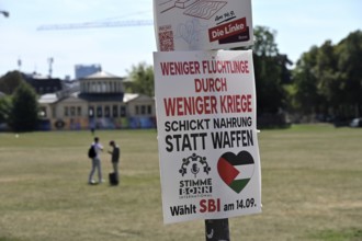 Posters for the North Rhine-Westphalia municipal election campaign in Bonn around the Hofgarten in