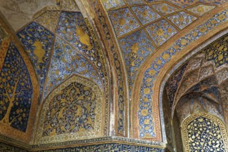 Mausoleum of Itimat-ud-Daula, Tomb, Agra, Uttar Pradesh, India, Asia, Detailed wall art with blue