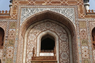 Mausoleum of Itimat-ud-Daula, tomb, Agra, Uttar Pradesh, India, Asia, Detail of the elaborately
