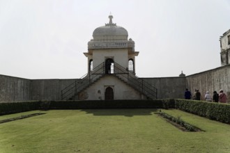 Kota, Rajasthan, North India, Asia, Old building with stairs in a well-kept garden, India
