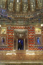 City Palace, Udaipur, Rajasthan, India, Asia, Room with ornate domed ceiling and rich decoration,