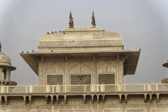 Tomb of Akbar the Great, Sikandra, Agra, Uttar Pradesh, North India, India, Asia, Roof of a richly