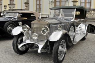Rolls-Royce Silver Ghost, USA, from model year 1921, silver vintage car with open top, presents