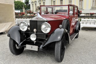 Rolls-Royce RR HP 20 Salmon & Sons red, built in 1927, red classic and elegant vintage car with