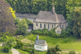 Aerial view, residential area Casparistraße, small chapel and church St. Joseph Kapelle Uentrop,