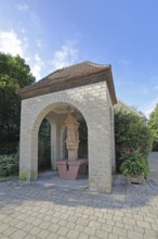 Late Gothic chapel with wayside shrine, crucifixion wayside shrine from 1460, small house, Volkach,