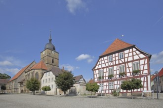 Town hall and town church of Our Lady built 16th century, half-timbered house, market, Heldburg,