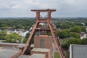 Double trestle headframe, view from the visitor terrace of the Ruhr Museum, Zollverein Coal Mine