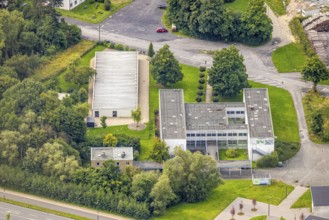 Aerial photo, Sauerland-Hellweg-Kolleg SHK, Hüsten, Arnsberg, Ruhr area, North Rhine-Westphalia,