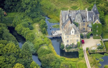 Aerial view, Schloss Höllinghofen moated castle with forest, Voßwinkel, Arnsberg, Ruhr area, North