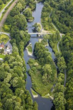 Aerial view, river Ruhr and nature island with Schützenbrücke, Neheim, Arnsberg, Ruhr area, North
