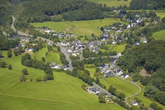Aerial view, residential area, local view district Wegeringhausen, Drolshagen, Sauerland, North