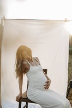 Pregnant, attractive woman, 25+