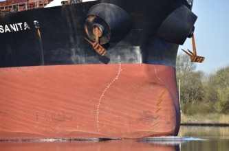Bow bulb and anchor from the freighter SANITA S
