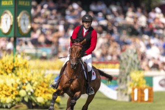 Pedro Pasquel of Mexico, riding Chakkalou PS, competes in the first round of the 2025 BMO Nations