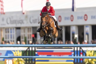 Daniel Deusser of Germany, riding Ganster VH Noddevelt, competes in the first round of the 2025 BMO