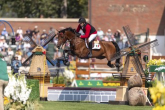 Pedro Pasquel of Mexico, riding Chakkalou PS, competes in the first round of the 2025 BMO Nations