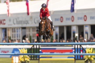 Laura Kraut of the USA, riding Tres Bien Z, competes in the first round of the 2025 BMO Nations Cup