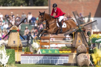 Daniel Deusser of Germany, riding Ganster VH Noddevelt, competes in the first round of the 2025 BMO