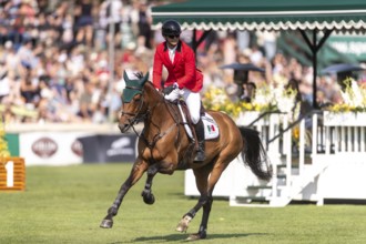 Jose Antonio Chedraui of Mexico, riding Haraminka P, competes in the first round of the 2025 BMO