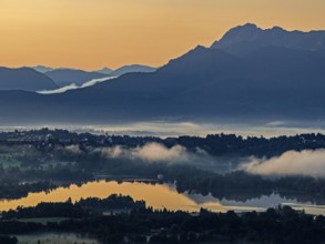 Lake, mountains, morning light, sunrise, fog, summer, Staffelsee, Murnau, Alpine foothills,