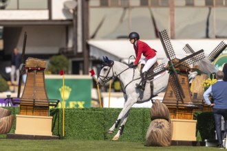 Lillie Keenan of the USA, riding Argan De Beliard, competes in the first round of the 2025 BMO