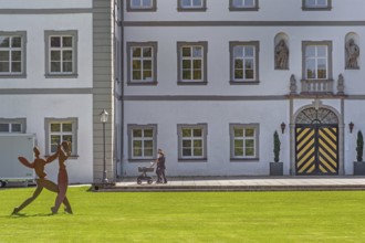 West façade with large Tor tor, New Castle in Kisslegg, Allgäu, Baden-Württemberg, Germany