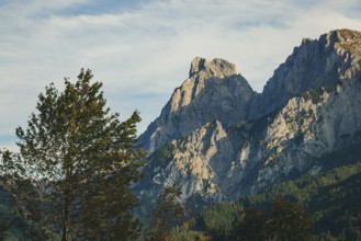 Admonter Reichenstein and Sparafeld in the sunlight, Weng im Gesäuse, Styria, Austria