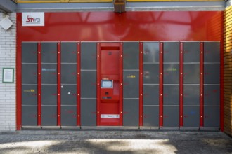 Lockers, locker system, railway station, Bamberg, Upper Franconia, Franconia, Bavaria, Germany