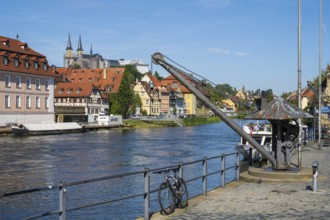 Building on the Regnitz, jetty, behind the cathedral, crane, old town, UNESCO World Heritage Site,