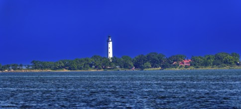 Long Erik lighthouse, Long Erik, on the northern tip of the Swedish island of Stora grundet in the