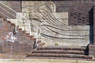 Busse Memorial, memorial, monument, Bremerhaven, Geestemünde, Fritz Höger, commissioning, Sagitta,