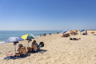 Kilometre-long beach Praia da Ilha de Tavira, on the island off Tavira, partly managed, Algarve,
