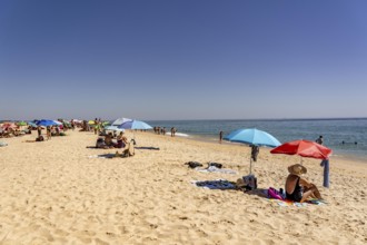 Kilometre-long beach Praia da Ilha de Tavira, on the island off Tavira, partly managed, Algarve,