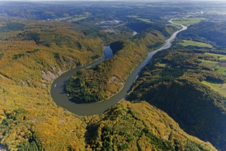 Aerial photo, Saarschleife, Saar, Burg Montclair, Mettlach, Saarland, Germany, Europe, birds-eyes