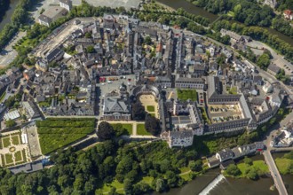 Renaissance castle Weilburg, Weilburg castle, baroque castle, old town hall and castle church with