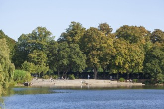 Outer mill pond in Harburg City Park, Harburg, Hamburg, Germany