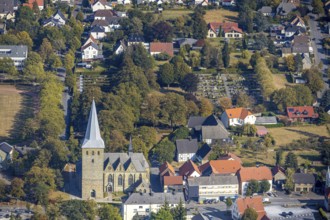 Aerial view, catholic church St.-Pankratius, cemetery Anröchte, Anröchte, Kreis Soest, North