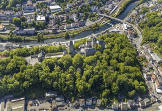 Aerial view, Burg Altena, Fritz-Thomee-Straße, River Lenne, Altena Town Hall, Altena, Sauerland,