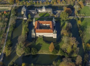Aerial view, Golfclub Wasserschloss Westerwinkel, Schloss Westerwinkel, Herbern, Ascheberg,