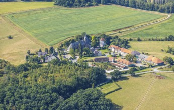 Ölinghausen Monastery, monastery building inhabited by the Sisters of St. Mary Magdalene Postel,