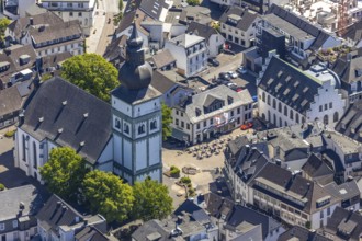 Aerial view, catholic church St. Johannes Baptist, Alter Markt, gastronomy, Südsauerlandmuseum,