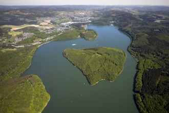 Aerial view, Gilberginsel, Biggesee, excursion boat on the Biggetalsperre, Attendorn, Sauerland,