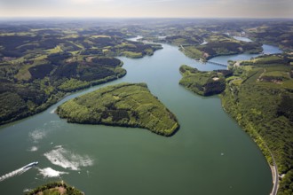 Aerial view, Gilberginsel, Biggesee, excursion boat on the Biggetalsperre, Attendorn, Sauerland,