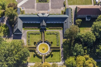 Aerial view, fountain arcades, fountain, Gräflicher Park Health & Balance Resort, Bad Driburg, East