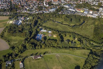 Aerial photo, Bega Bad, river Bega, Bad Salzuflen, Ostwestfalen-Lippe, North Rhine-Westphalia,