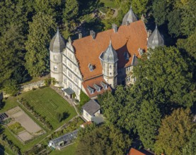 Aerial view, Barntrup Castle with corner towers, Barntrup, East Westphalia-Lippe, North