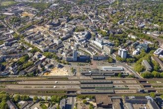 Aerial view, city centre view, Bochum central station, demolition of multi-storey car park P7,