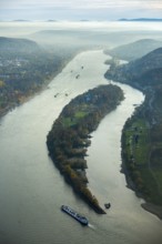 Bad Honnef, Rhine near Siebengebierge near Rolandswerth, Rhine valley in haze, Rhine island